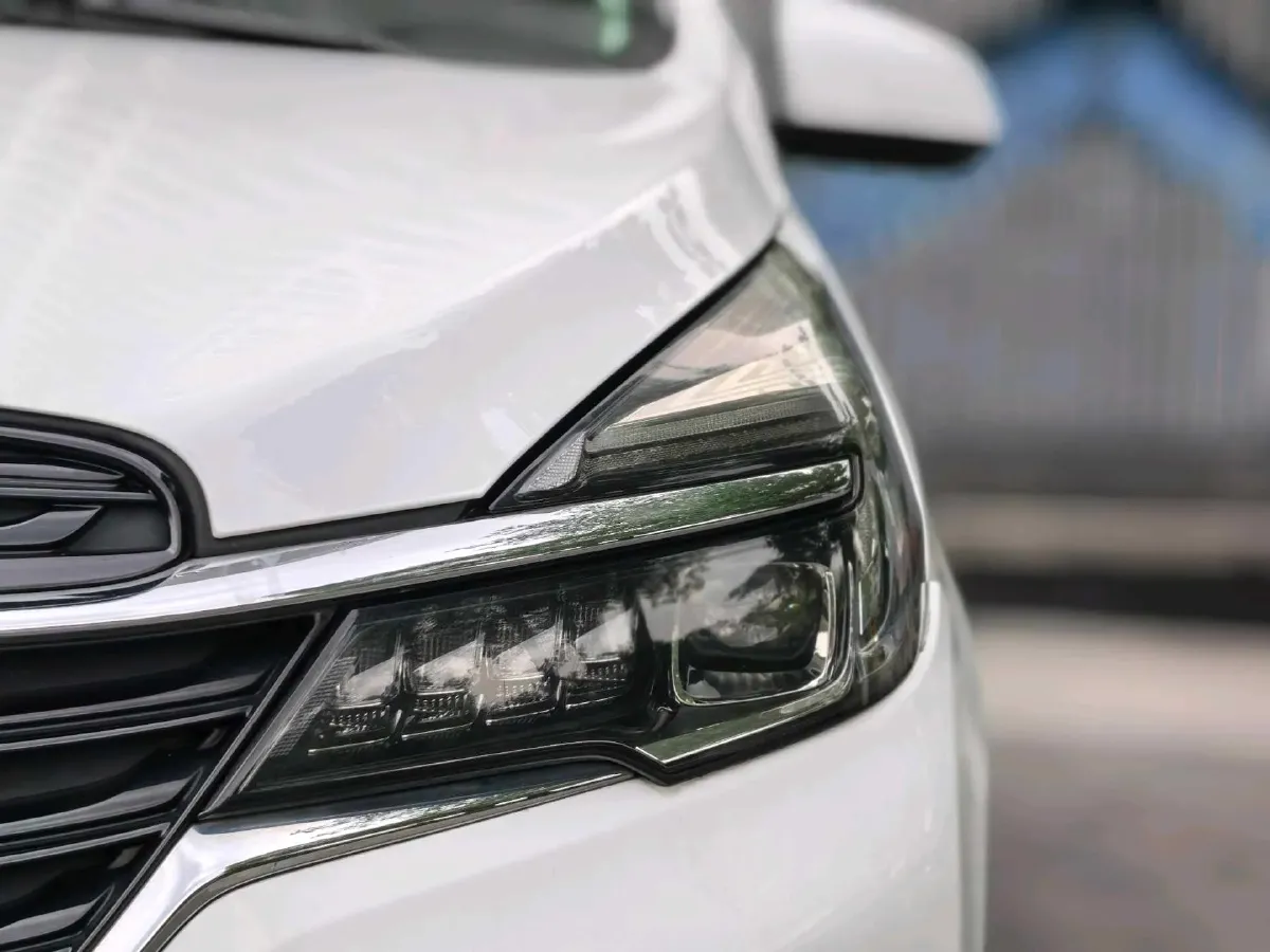 2022 Buick GL8 2.0T 237HP L4 9AT,autocango,china used car exporter,china ev exporter,chinese used car exporter,chinese used ev exporter