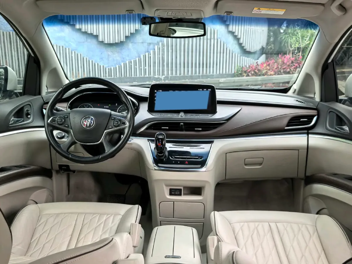 2022 Buick GL8 2.0T 237HP L4 9AT,autocango,china used car exporter,china ev exporter,chinese used car exporter,chinese used ev exporter