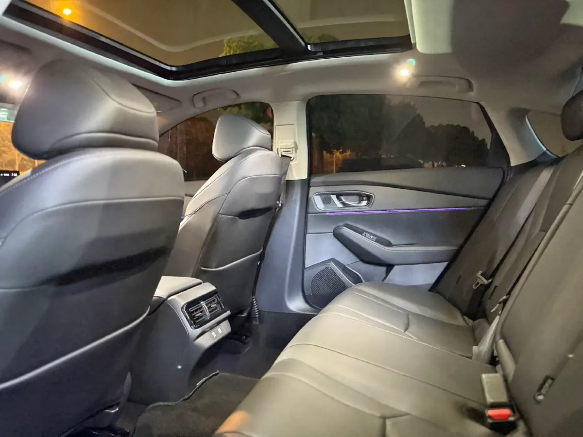 2023 Honda Accord 2.0L 148HP L4 E-CVT PHEV 17.7KWH,autocango,china used car exporter,china ev exporter,chinese used car exporter,chinese used ev exporter