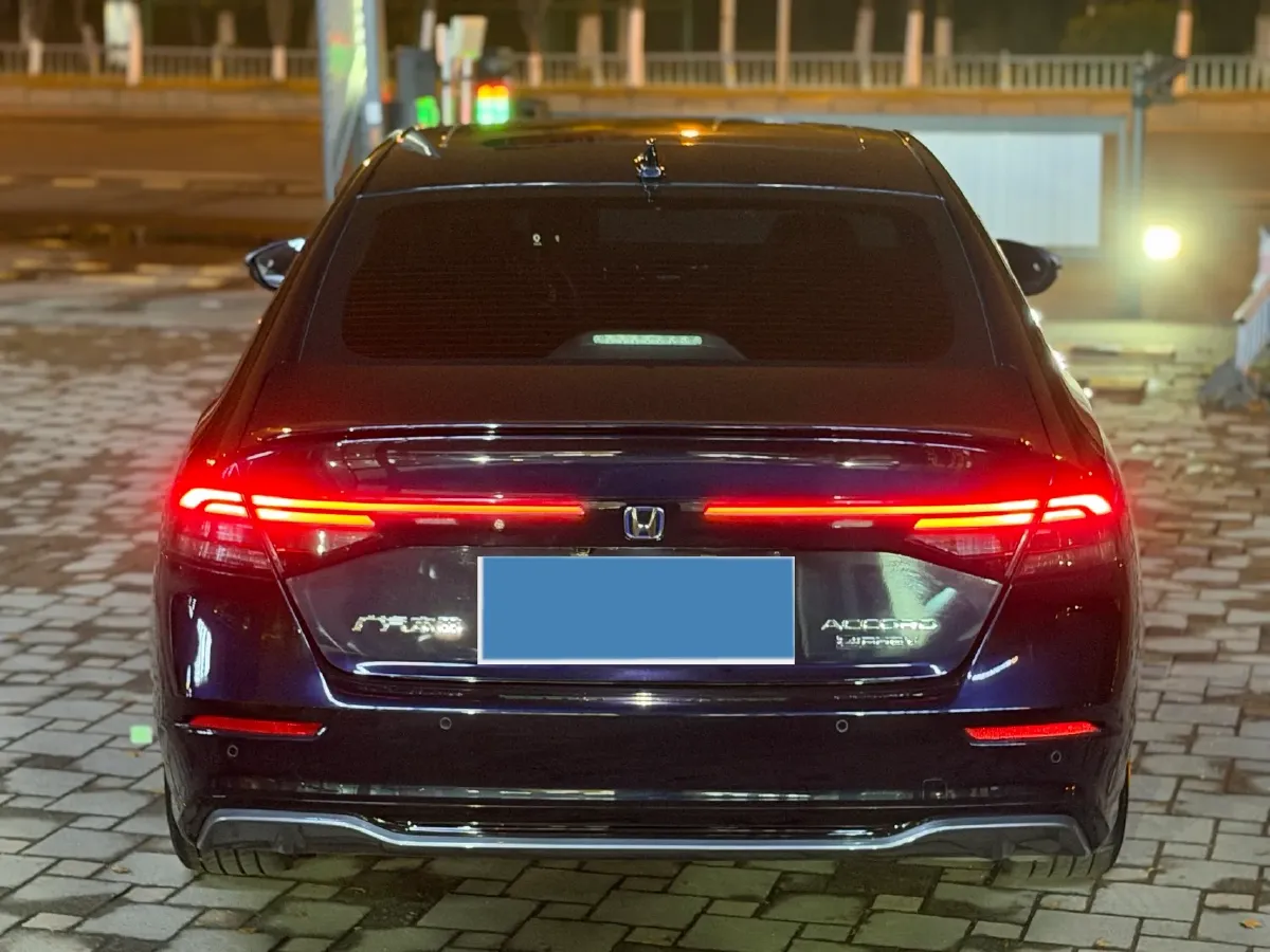 2023 Honda Accord 2.0L 148HP L4 E-CVT PHEV 17.7KWH,autocango,china used car exporter,china ev exporter,chinese used car exporter,chinese used ev exporter