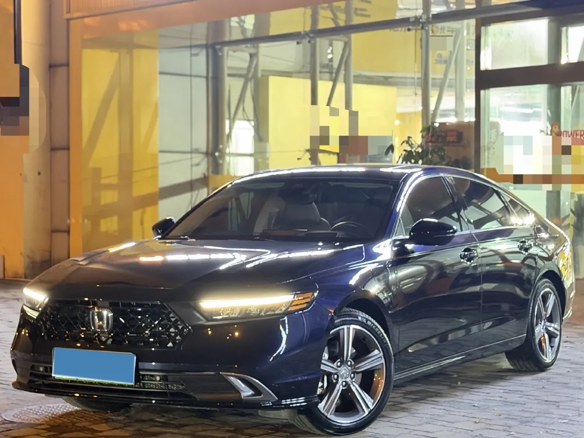 2023 Honda Accord 2.0L 148HP L4 E-CVT PHEV 17.7KWH,autocango,china used car exporter,china ev exporter,chinese used car exporter,chinese used ev exporter