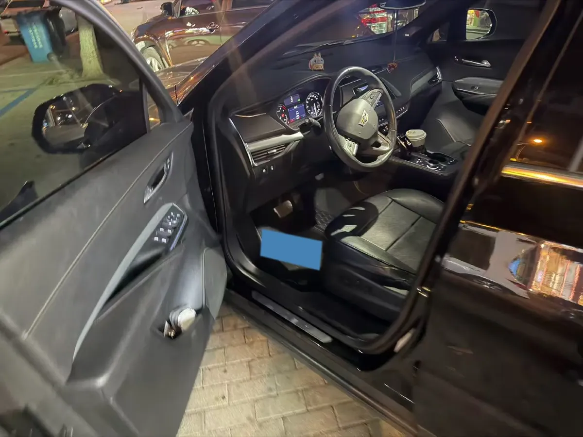 2021 Cadillac XT4 2.0T 237HP L4 9AT,autocango,china used car exporter,china ev exporter,chinese used car exporter,chinese used ev exporter