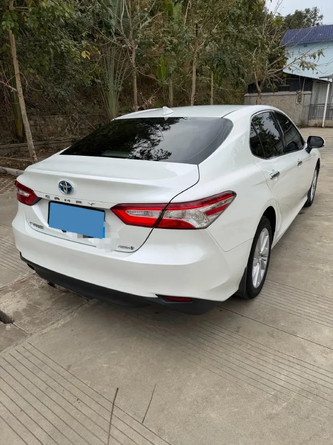 2021 Toyota Camry 2.5L 178HP L4 E-CVT Hybrid,autocango,china used car exporter,china ev exporter,chinese used car exporter,chinese used ev exporter