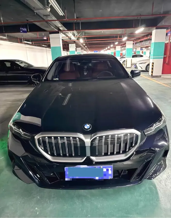 2024 BMW 5 Series 2.0T 258HP L4 8AT,autocango,china used car exporter,china ev exporter,chinese used car exporter,chinese used ev exporter