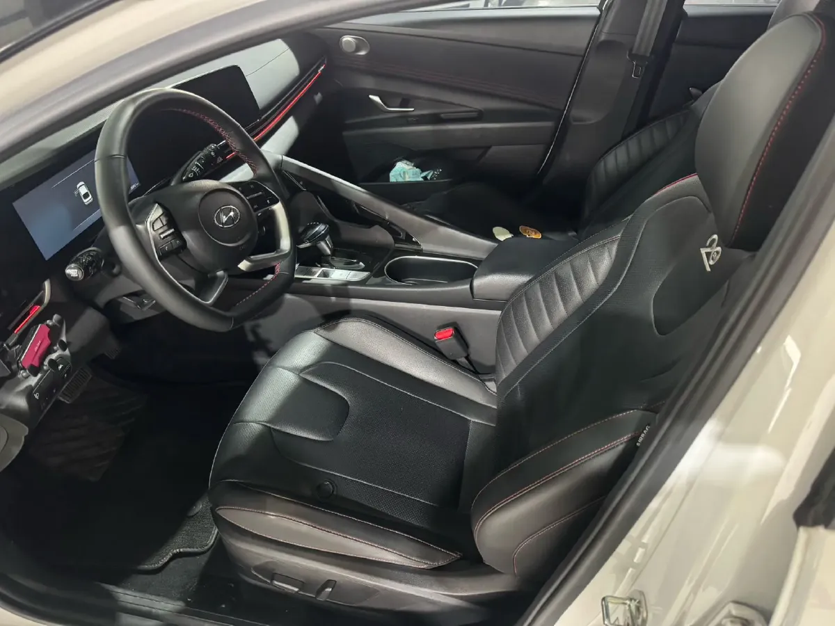 2022 Hyundai Elantra 1.5L 115HP L4 CVT,autocango,china used car exporter,china ev exporter,chinese used car exporter,chinese used ev exporter