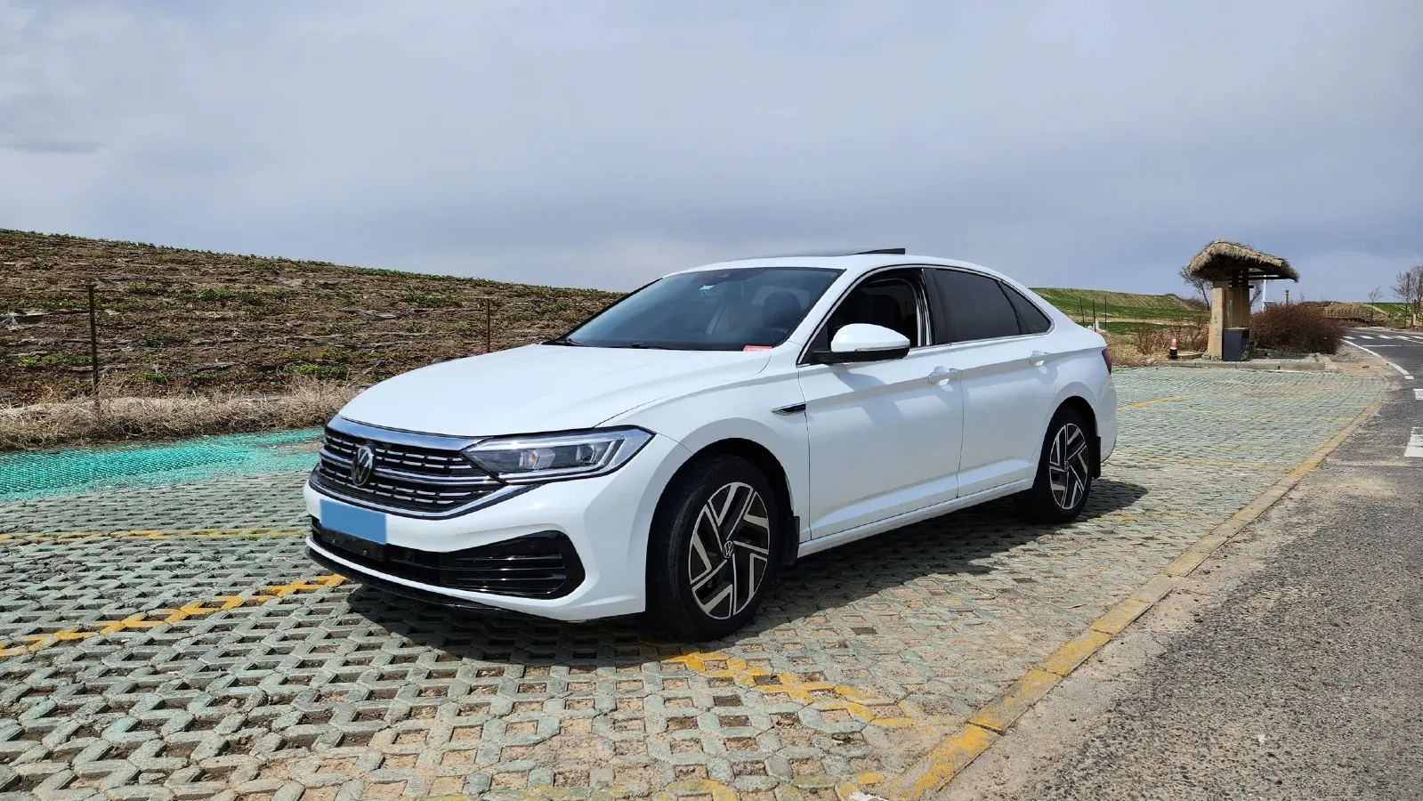 2023 Volkswagen Sagitar 1.4T 150HP L4 7DCT,autocango,china used car exporter,china ev exporter,chinese used car exporter,chinese used ev exporter