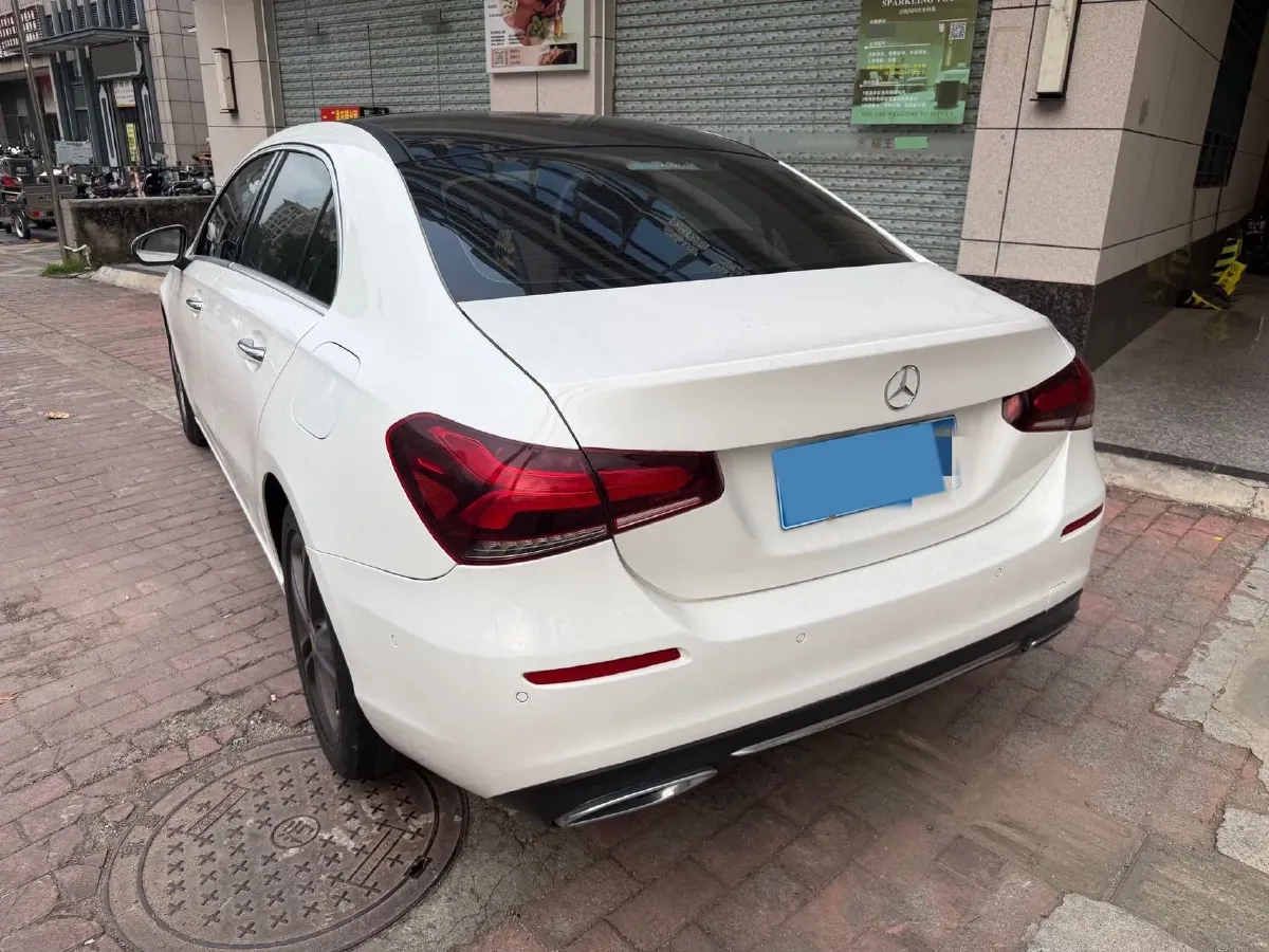 2020 Mercedes-Benz A Class 1.3T 163HP L4 7DCT,autocango,china used car exporter,china ev exporter,chinese used car exporter,chinese used ev exporter