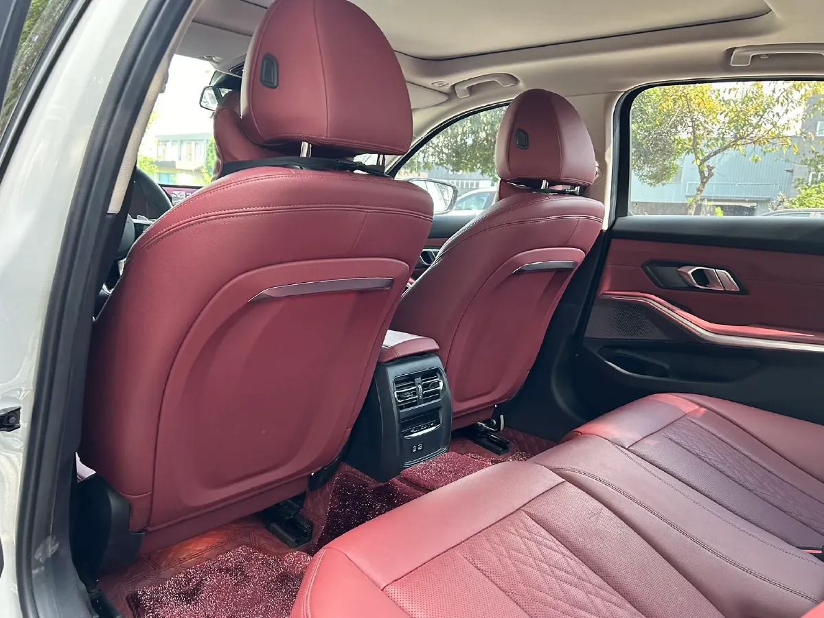 2025 BMW 3 Series 2.0T 184HP L4 8AT,autocango,china used car exporter,china ev exporter,chinese used car exporter,chinese used ev exporter