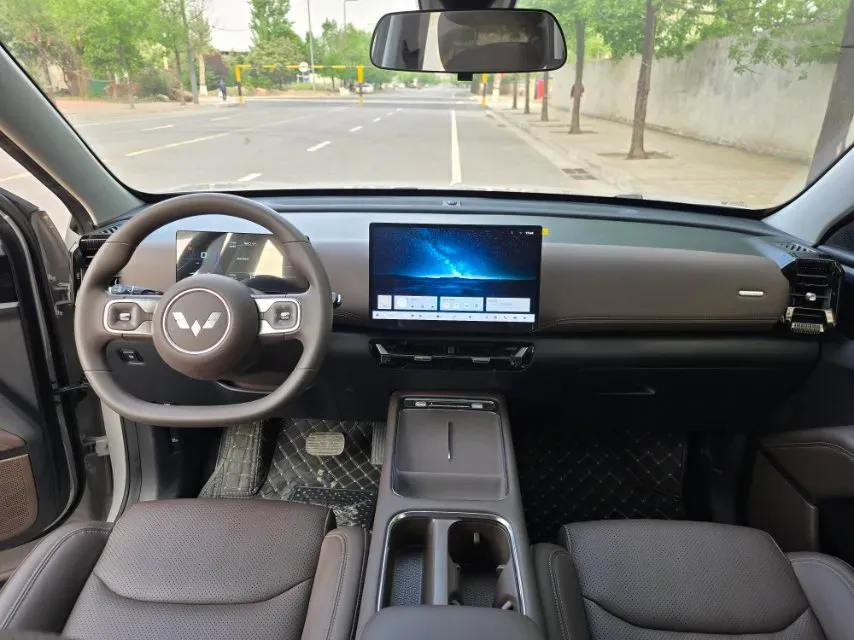 2026 WuLing XingGuang 560 EV 1.5L 106HP L4 E-CVT PHEV,autocango,china used car exporter,china ev exporter,chinese used car exporter,chinese used ev exporter