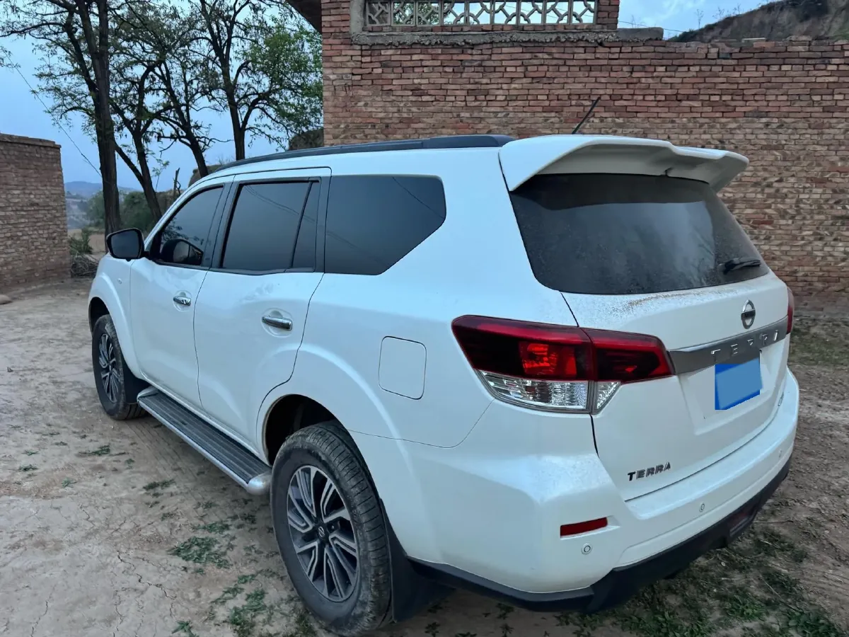 2020 Nissan Terra 2.5L 193HP L4 7AT,autocango,china used car exporter,china ev exporter,chinese used car exporter,chinese used ev exporter