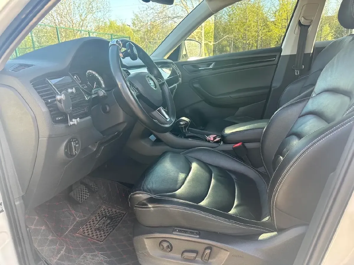 2018 Skoda Kodiak 1.8T 180HP L4 7DCT,autocango,china used car exporter,china ev exporter,chinese used car exporter,chinese used ev exporter