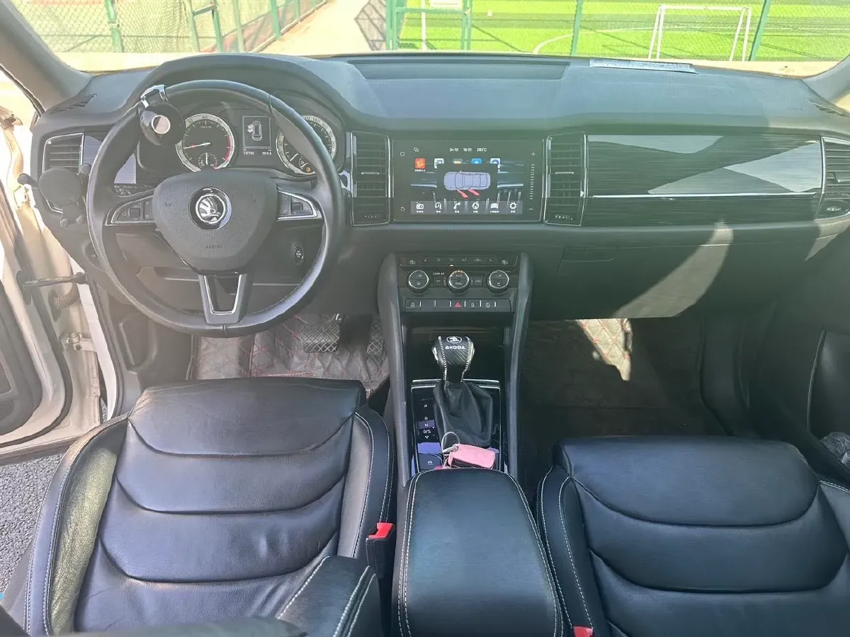 2018 Skoda Kodiak 1.8T 180HP L4 7DCT,autocango,china used car exporter,china ev exporter,chinese used car exporter,chinese used ev exporter