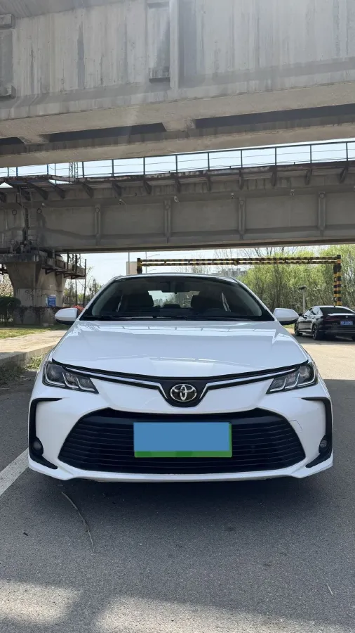 2022 Toyota Corolla 1.2T 116HP L4 CVT,autocango,china used car exporter,china ev exporter,chinese used car exporter,chinese used ev exporter