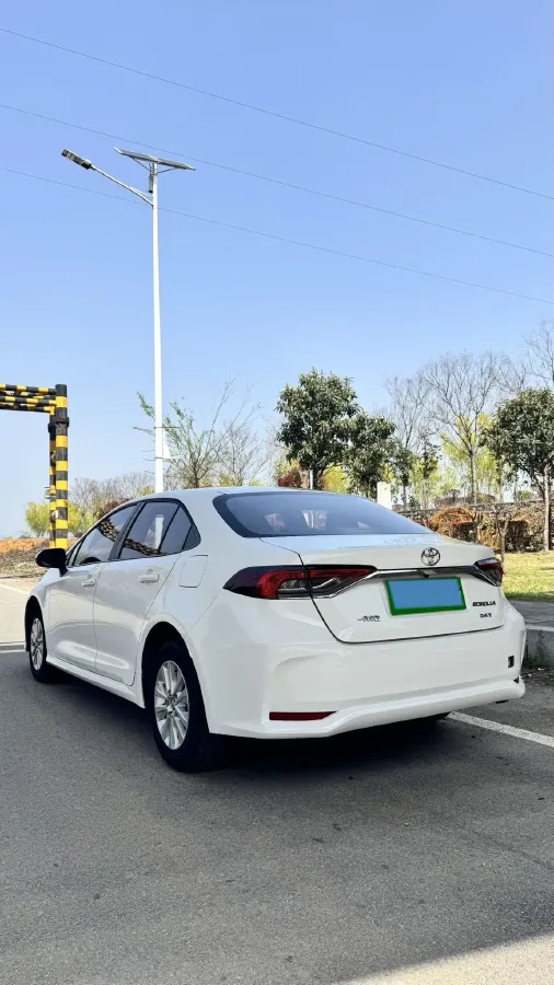 2022 Toyota Corolla 1.2T 116HP L4 CVT,autocango,china used car exporter,china ev exporter,chinese used car exporter,chinese used ev exporter