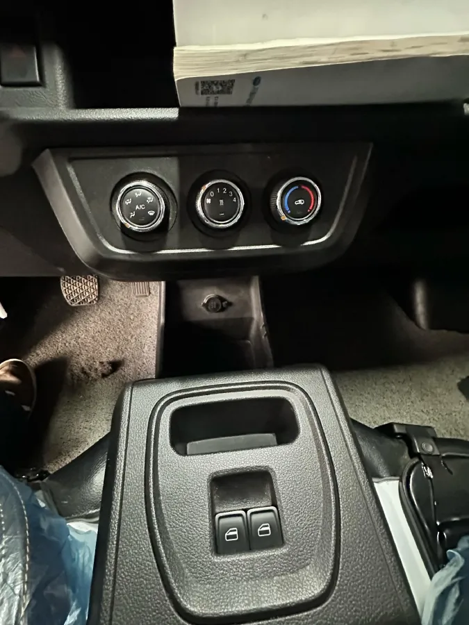 2025 Karry JiangTunE7 BEV 41.86KWH,autocango,china used car exporter,china ev exporter,chinese used car exporter,chinese used ev exporter