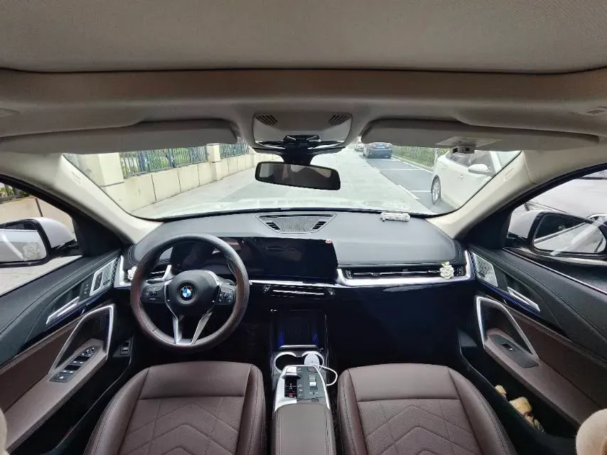 2025 BMW X1 2.0T 204HP L4 7DCT,autocango,china used car exporter,china ev exporter,chinese used car exporter,chinese used ev exporter