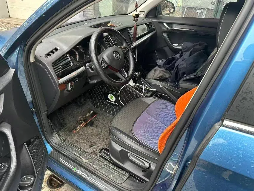 2020 Skoda Kamiq 1.2T 116HP L4 7DCT,autocango,china used car exporter,china ev exporter,chinese used car exporter,chinese used ev exporter