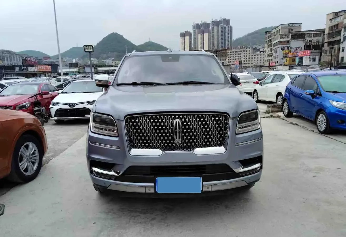 2019 Lincoln Navigator 3.5T 388HP V6 10AT,autocango,china used car exporter,china ev exporter,chinese used car exporter,chinese used ev exporter