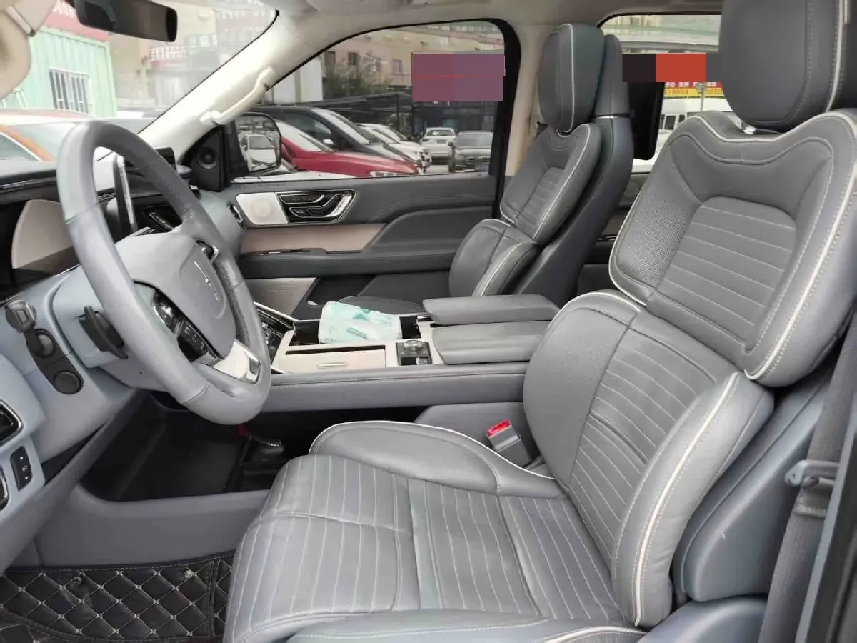 2019 Lincoln Navigator 3.5T 388HP V6 10AT,autocango,china used car exporter,china ev exporter,chinese used car exporter,chinese used ev exporter