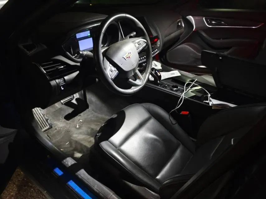 2021 Cadillac CT5 2.0T 237HP L4 10AT,autocango,china used car exporter,china ev exporter,chinese used car exporter,chinese used ev exporter