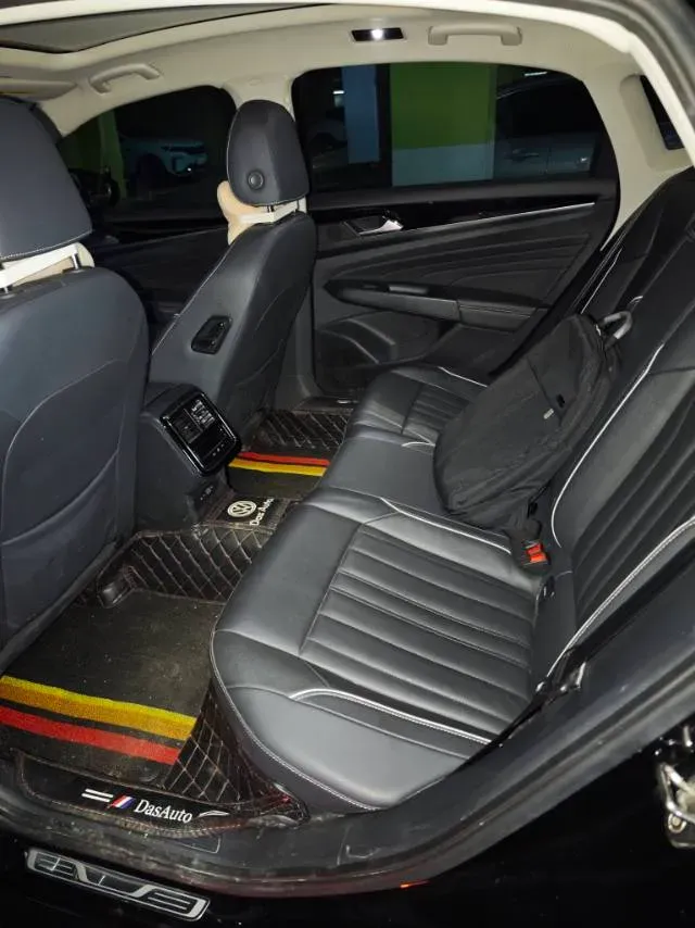 2023 Volkswagen Passat 2.0T 186HP L4 7DCT,autocango,china used car exporter,china ev exporter,chinese used car exporter,chinese used ev exporter