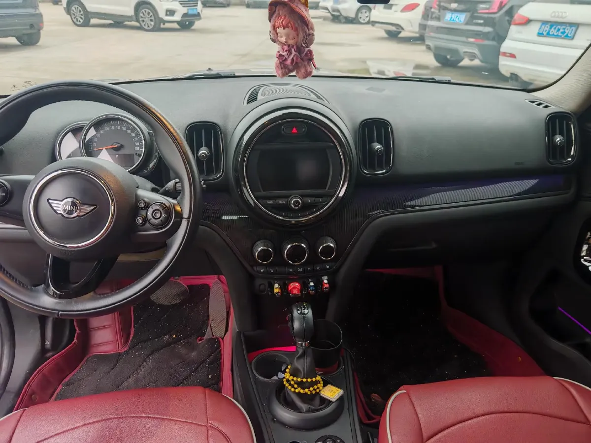 2017 MINI COUNTRYMAN 1.5T 136HP L3 6AT,autocango,china used car exporter,china ev exporter,chinese used car exporter,chinese used ev exporter