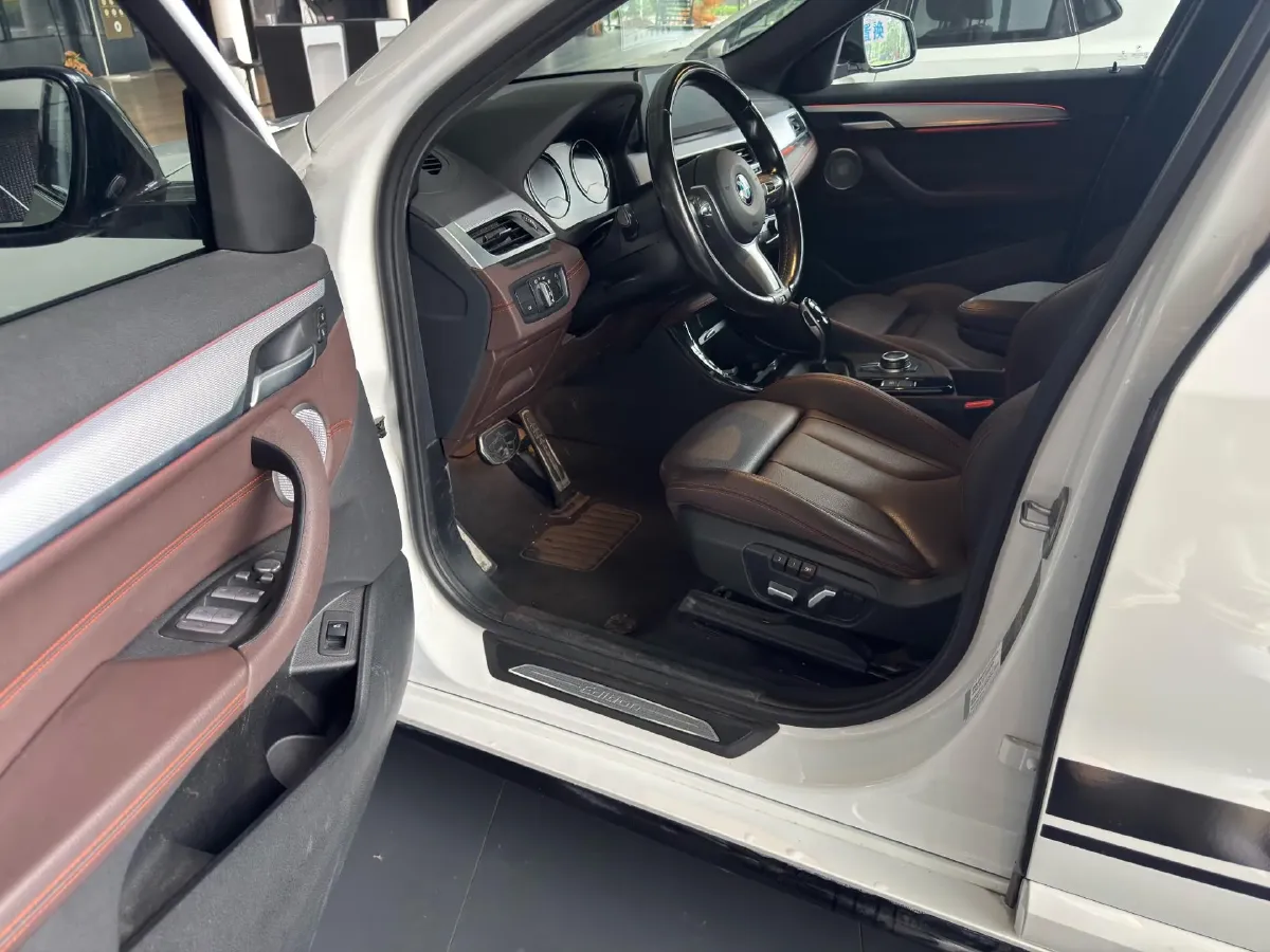 2021 BMW X2 2.0T 192HP L4 7DCT,autocango,china used car exporter,china ev exporter,chinese used car exporter,chinese used ev exporter