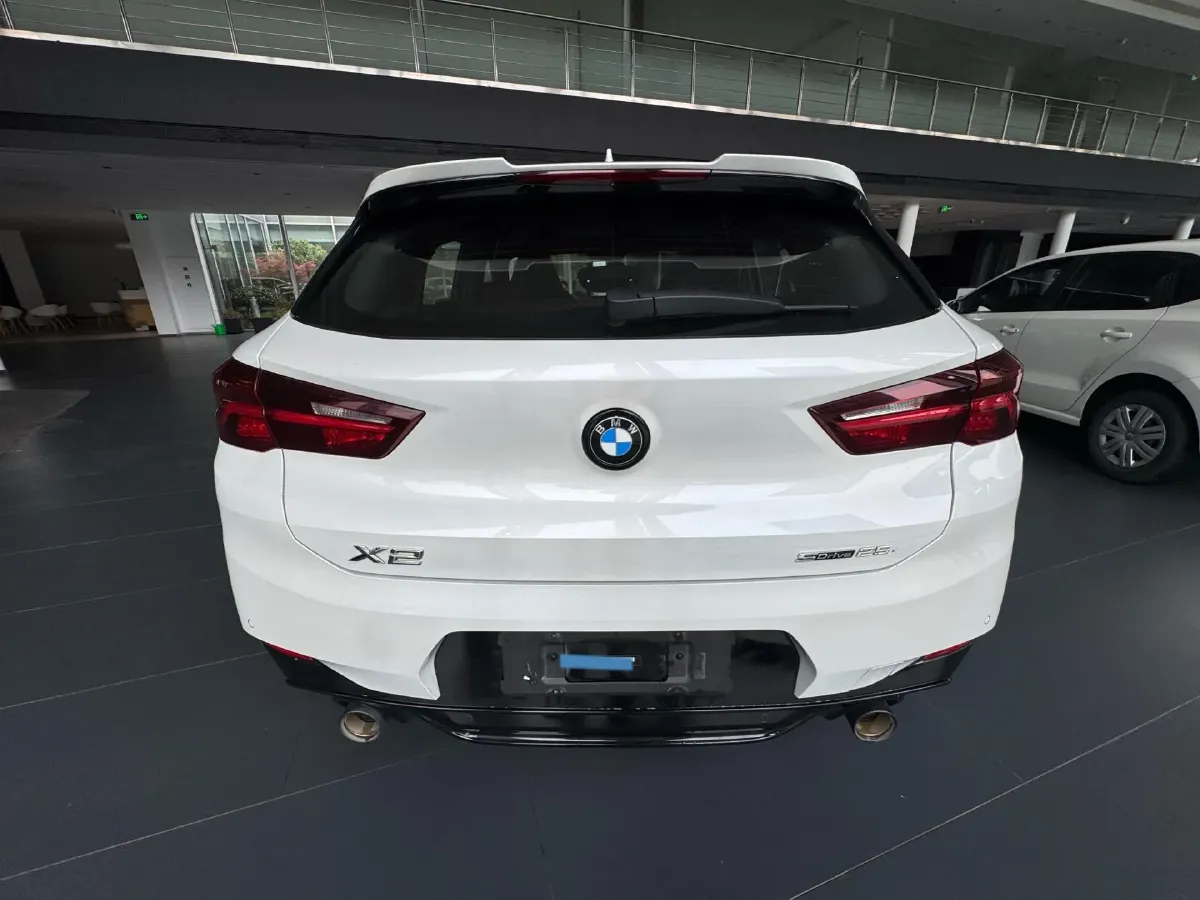 2021 BMW X2 2.0T 192HP L4 7DCT,autocango,china used car exporter,china ev exporter,chinese used car exporter,chinese used ev exporter