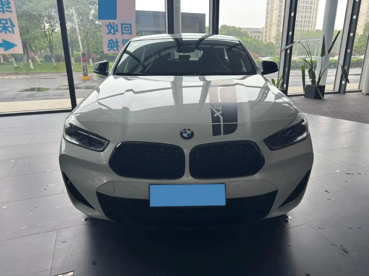 2021 BMW X2 2.0T 192HP L4 7DCT,autocango,china used car exporter,china ev exporter,chinese used car exporter,chinese used ev exporter