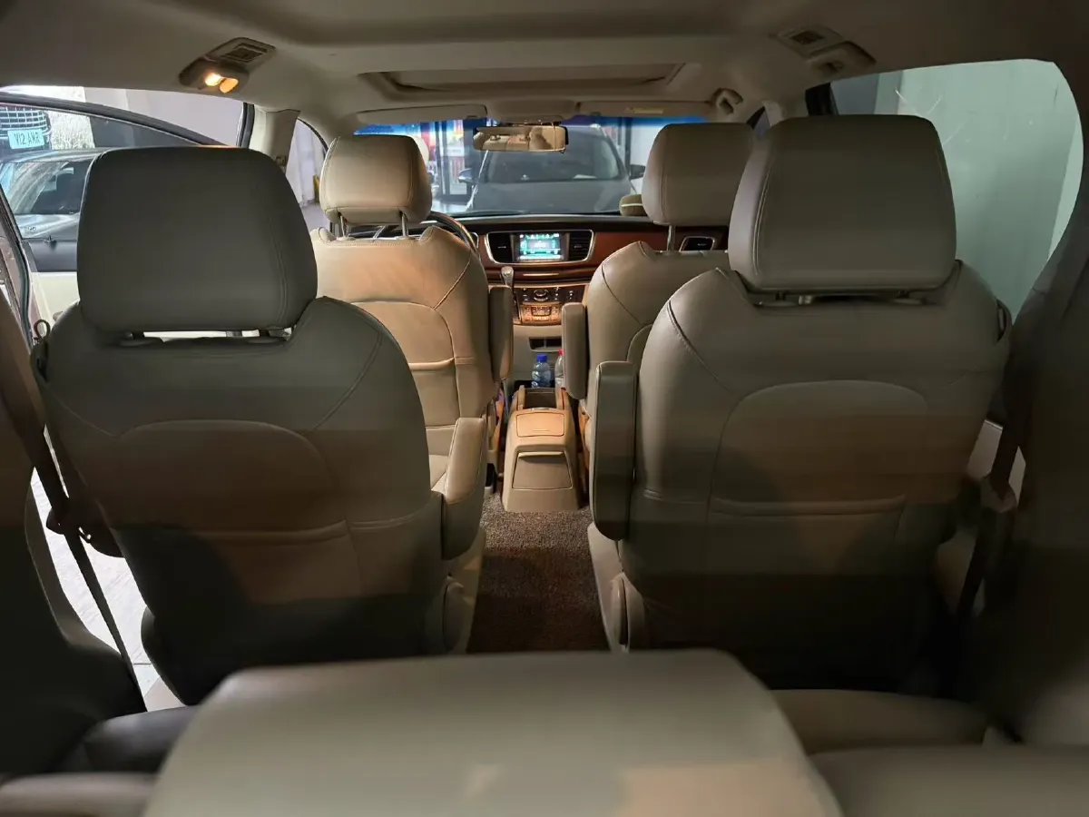 2018 Buick GL8 2.0T 260HP L4 6AT,autocango,china used car exporter,china ev exporter,chinese used car exporter,chinese used ev exporter