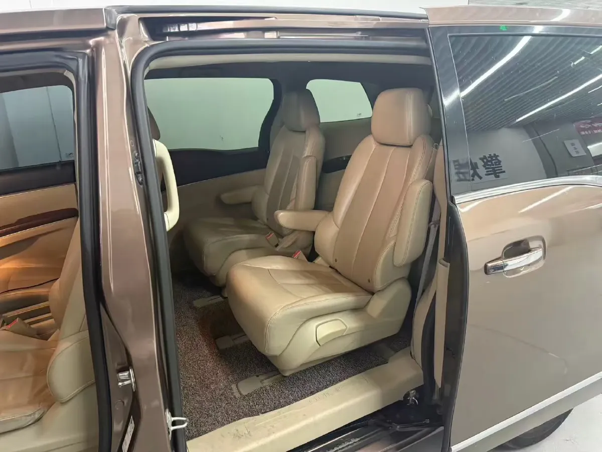 2018 Buick GL8 2.0T 260HP L4 6AT,autocango,china used car exporter,china ev exporter,chinese used car exporter,chinese used ev exporter