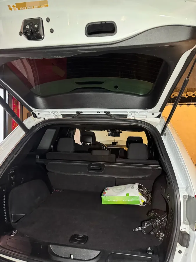 2015 Jeep Grand Cherokee 3.6L 286HP V6 8AT,autocango,china used car exporter,china ev exporter,chinese used car exporter,chinese used ev exporter