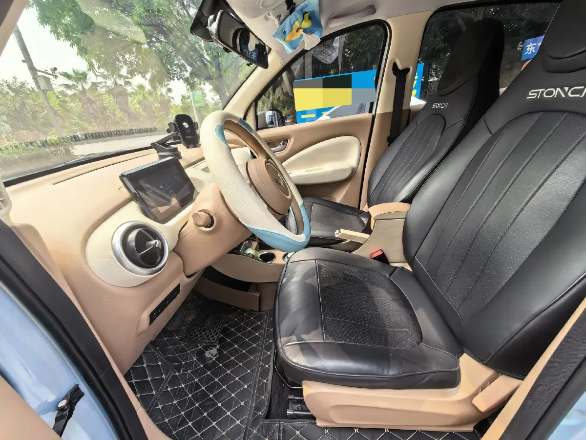 2025 WuLing HongGuang MINI EV BEV 16.2KWH,autocango,china used car exporter,china ev exporter,chinese used car exporter,chinese used ev exporter