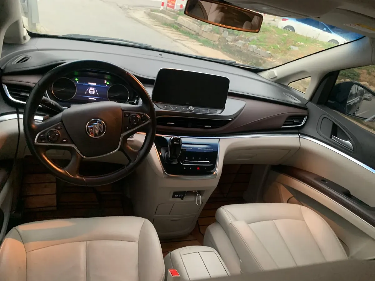 2022 Buick GL8 2.0T 237HP L4 9AT,autocango,china used car exporter,china ev exporter,chinese used car exporter,chinese used ev exporter