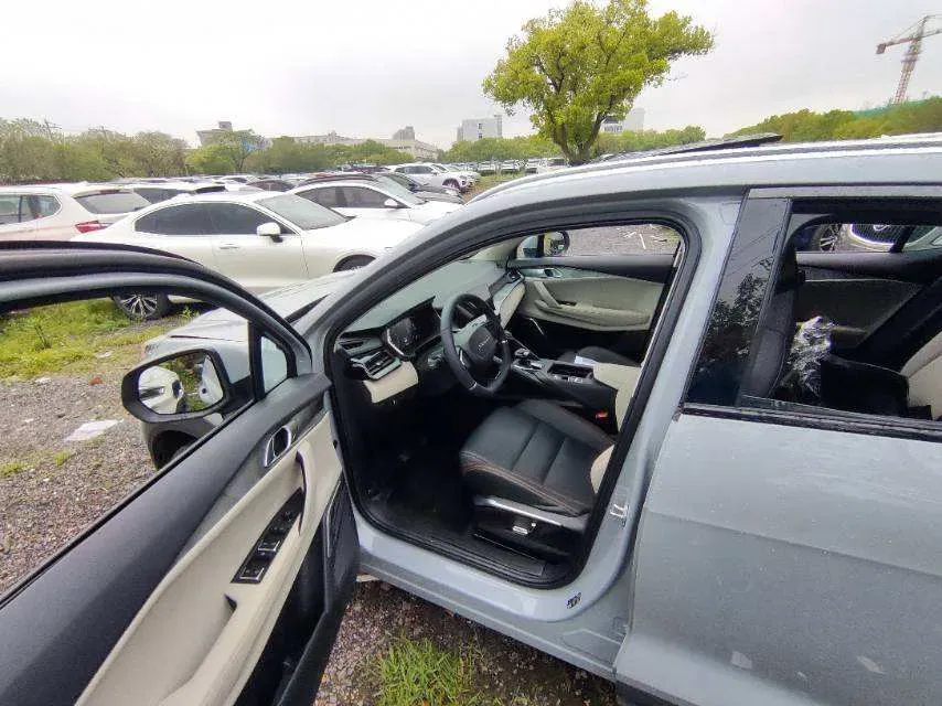 2022 Roewe i6 MAX BEV 61.1KWH,autocango,china used car exporter,china ev exporter,chinese used car exporter,chinese used ev exporter