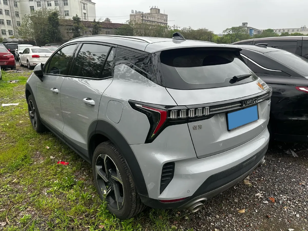 2022 Roewe i6 MAX BEV 61.1KWH,autocango,china used car exporter,china ev exporter,chinese used car exporter,chinese used ev exporter