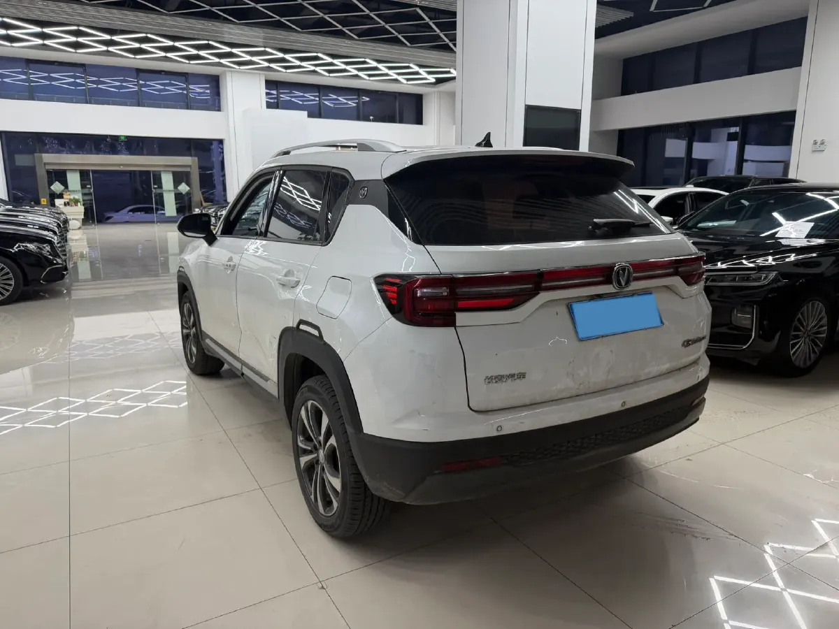 2021 ChangAn CS35 Plus 1.6L 128HP L4 CVT,autocango,china used car exporter,china ev exporter,chinese used car exporter,chinese used ev exporter