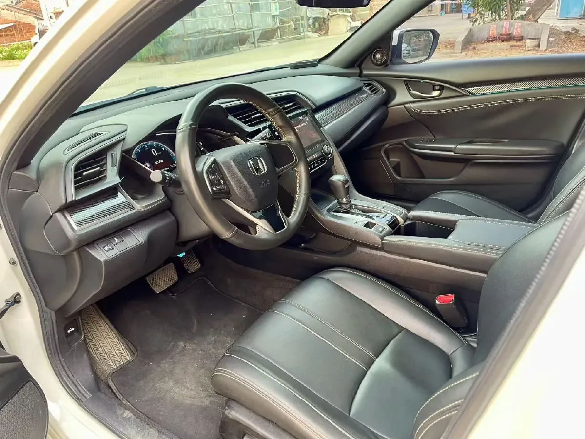 2021 Honda Civic 1.5T 177HP L4 CVT,autocango,china used car exporter,china ev exporter,chinese used car exporter,chinese used ev exporter