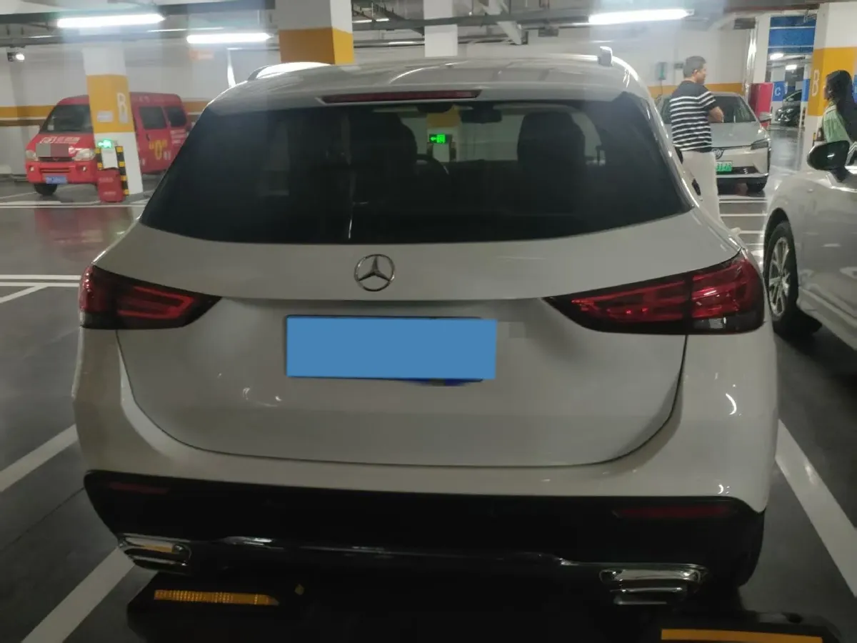 2022 Mercedes-Benz GLA Class 1.3T 136HP L4 7DCT,autocango,china used car exporter,china ev exporter,chinese used car exporter,chinese used ev exporter