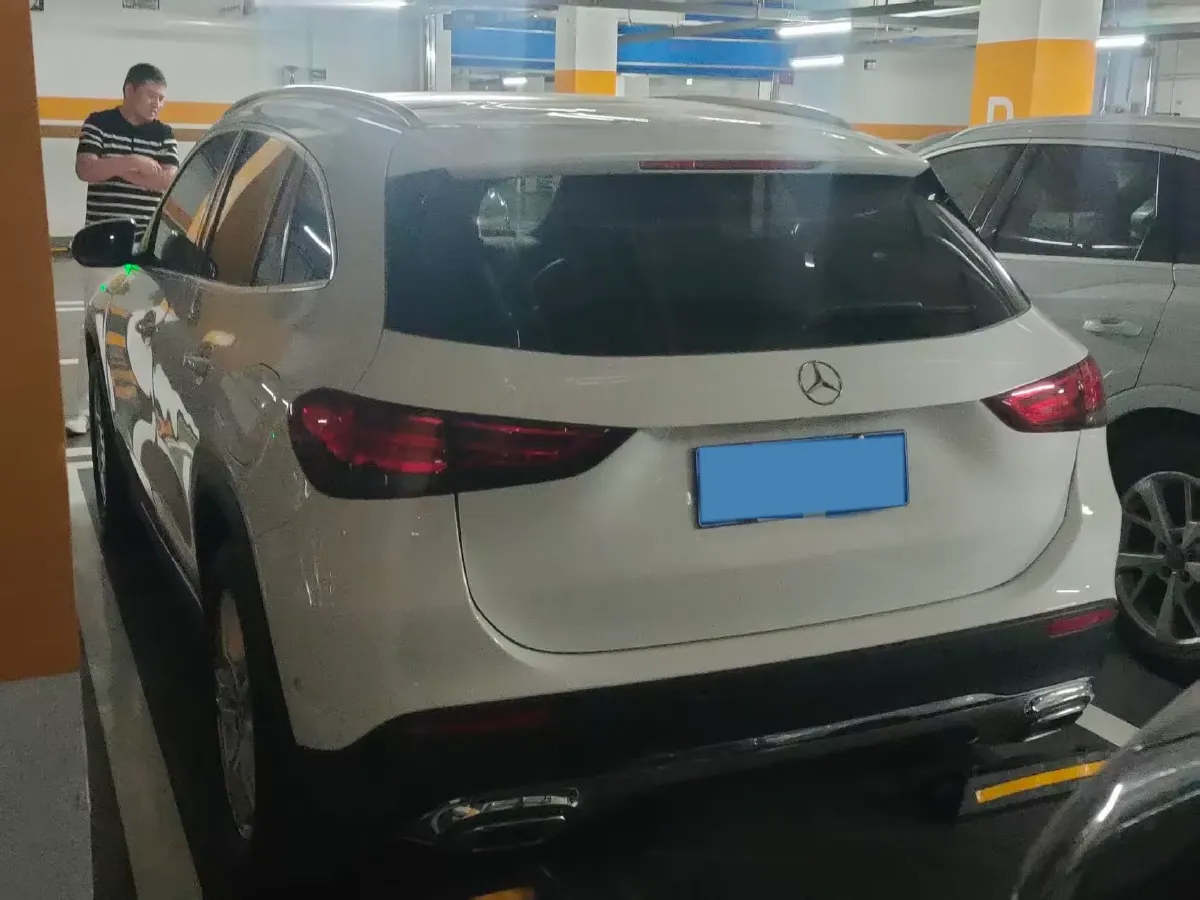 2022 Mercedes-Benz GLA Class 1.3T 136HP L4 7DCT,autocango,china used car exporter,china ev exporter,chinese used car exporter,chinese used ev exporter