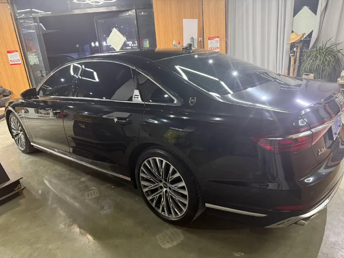 2024 Audi A8 3.0T 286HP V6 8AT,autocango,china used car exporter,china ev exporter,chinese used car exporter,chinese used ev exporter