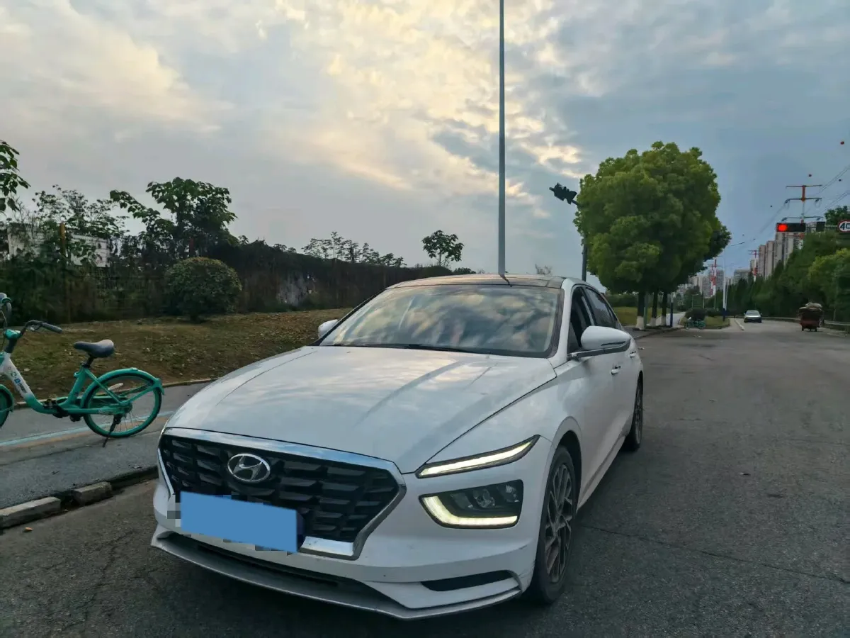 2021 Hyundai Mistra 1.8L 143HP L4 CVT,autocango,china used car exporter,china ev exporter,chinese used car exporter,chinese used ev exporter