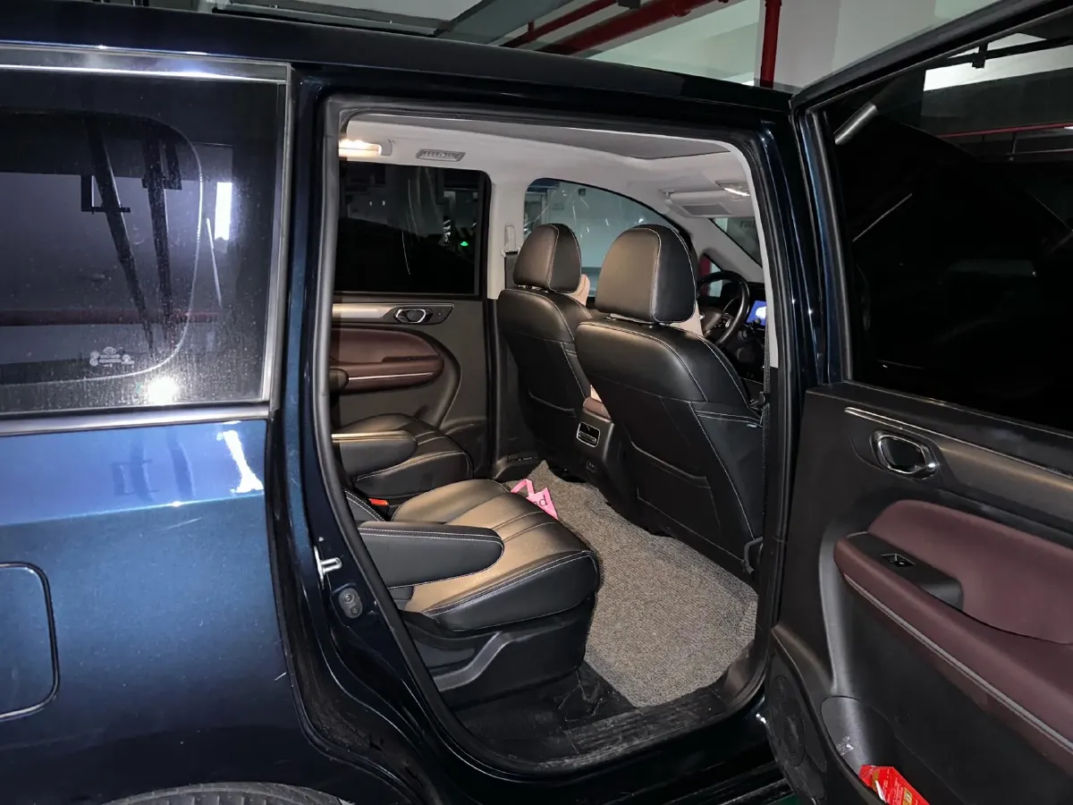 2021 GAC Trumpchi M6 1.5T 169HP L4 6AT,autocango,china used car exporter,china ev exporter,chinese used car exporter,chinese used ev exporter