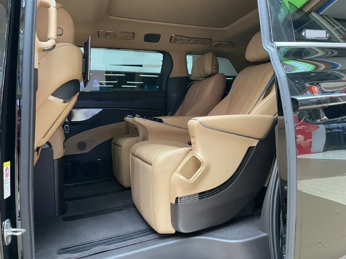 2025 Denza D9 1.5T 156HP L4 E-CVT PHEV 40KWH,autocango,china used car exporter,china ev exporter,chinese used car exporter,chinese used ev exporter