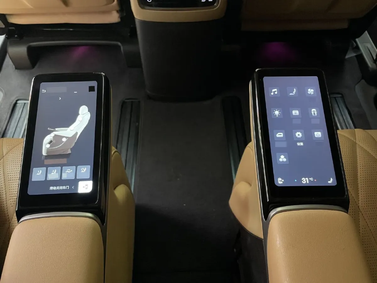 2025 Denza D9 1.5T 156HP L4 E-CVT PHEV 40KWH,autocango,china used car exporter,china ev exporter,chinese used car exporter,chinese used ev exporter