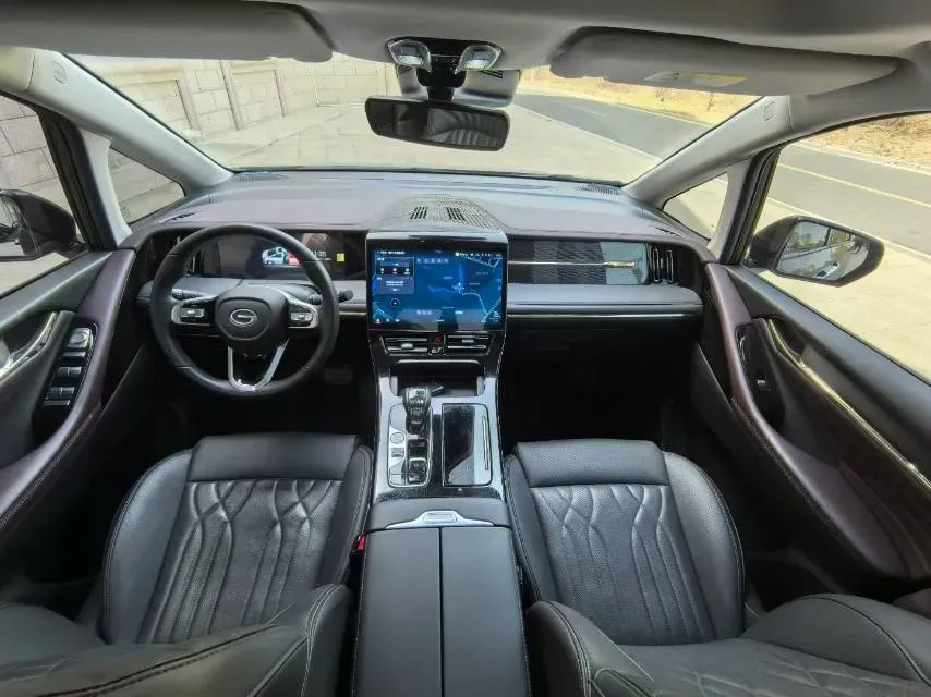 2024 GAC Trumpchi M8 2.0T 252HP L4 8AT,autocango,china used car exporter,china ev exporter,chinese used car exporter,chinese used ev exporter