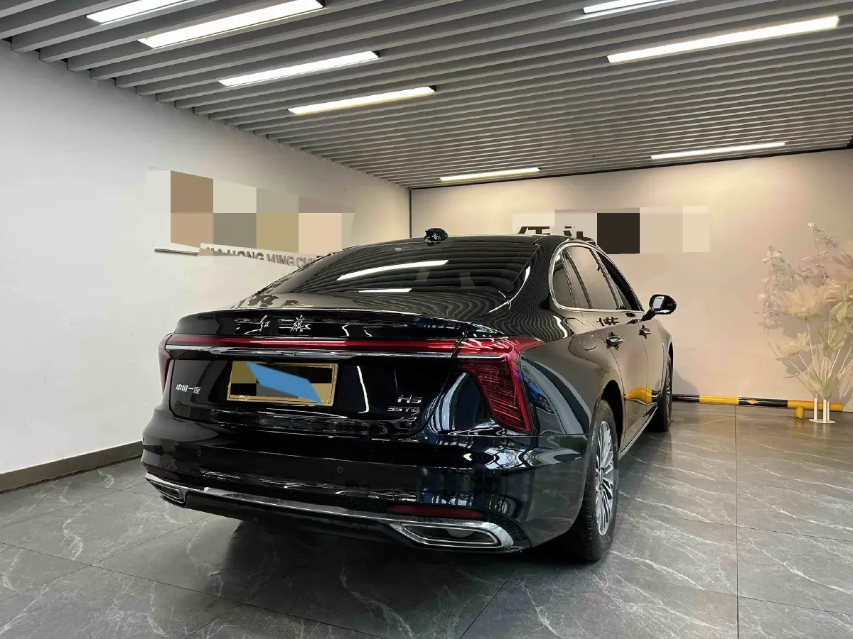 2025 HongQi H5 1.5T 169HP L4 7DCT,autocango,china used car exporter,china ev exporter,chinese used car exporter,chinese used ev exporter