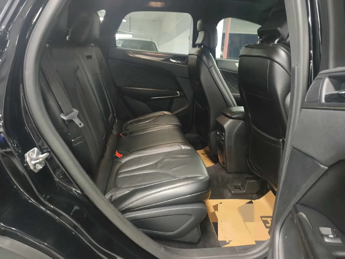 2018 Lincoln MKC 2.0T 203HP L4 6AT,autocango,china used car exporter,china ev exporter,chinese used car exporter,chinese used ev exporter