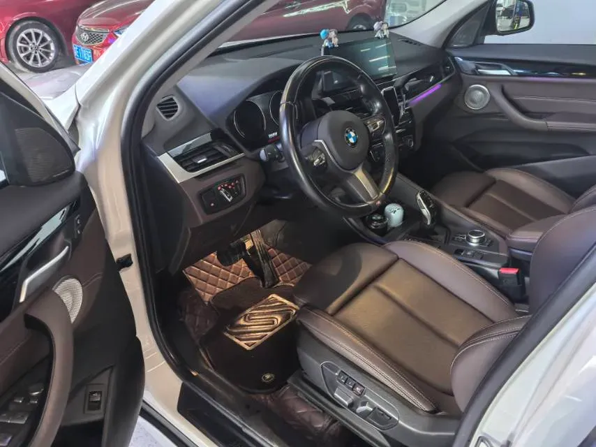 2022 BMW X1 2.0T 192HP L4 7DCT,autocango,china used car exporter,china ev exporter,chinese used car exporter,chinese used ev exporter