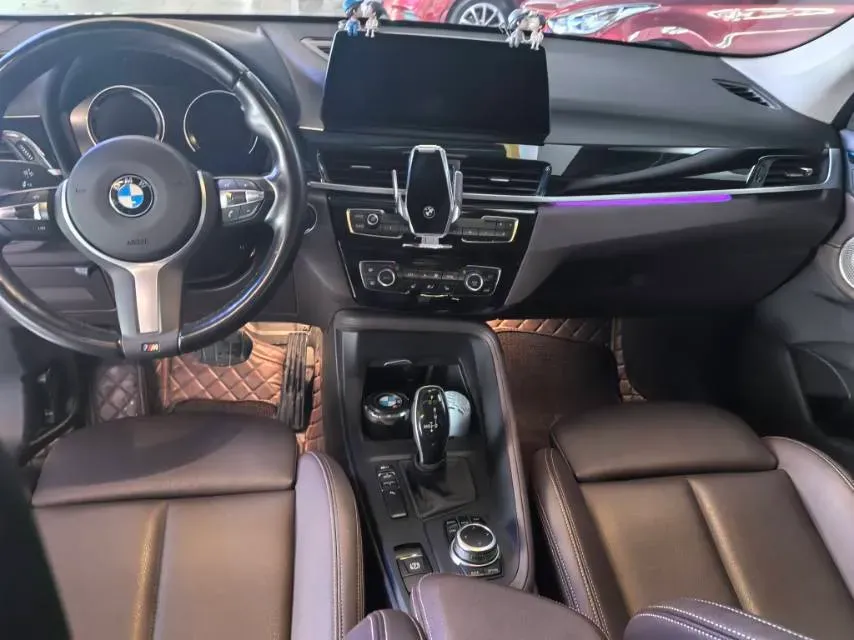 2022 BMW X1 2.0T 192HP L4 7DCT,autocango,china used car exporter,china ev exporter,chinese used car exporter,chinese used ev exporter